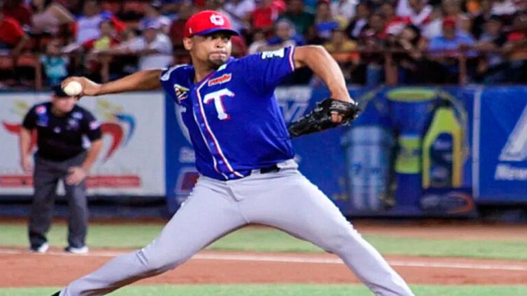 Emilio Vargas volverá a uniformarse con Tiburones de La Guaira