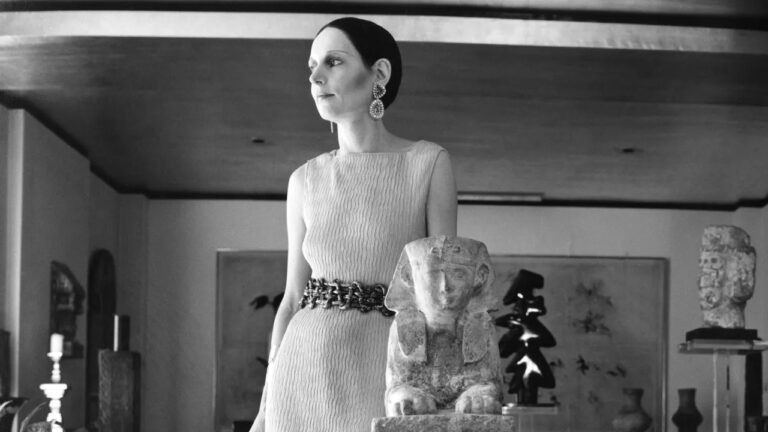 La diseñadora estadounidense y exeditora de Vogue Mary McFadden muere a los 85 años