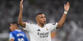 Mbappé sufre una lesión muscular y peligra su presencia del derbi