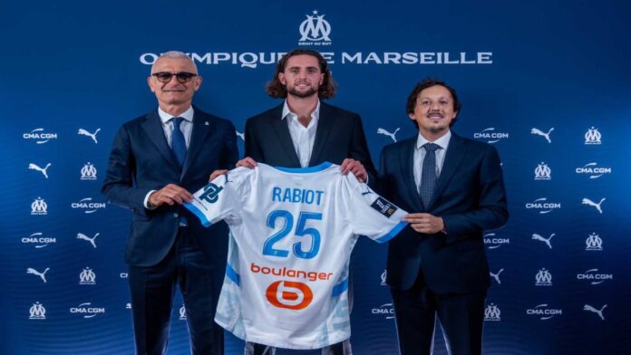 Rabiot ficha con el Marsella y genera molestia en hinchas del PSG