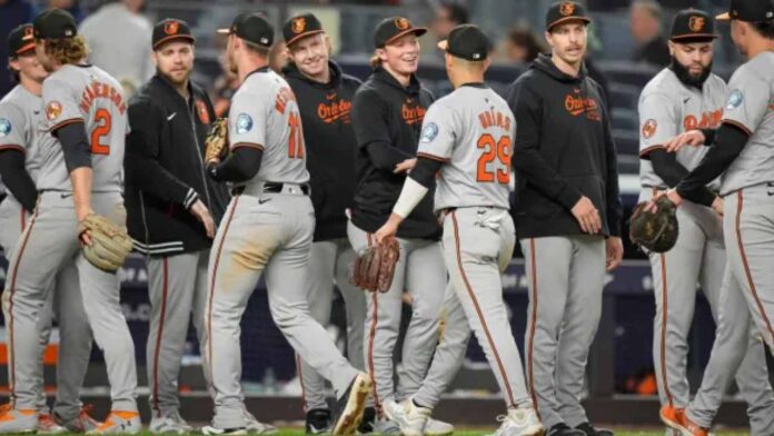 Orioles se niegan a entregar la división a los Yankees