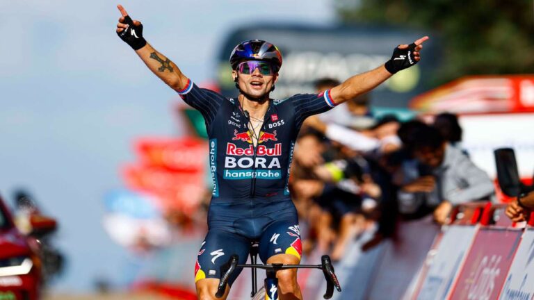 Roglic asume el liderato al llevarse la etapa 19