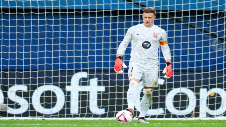 Ter Stegen: «Me siento fuerte y positivo, ahora me concentro en mi recuperación»