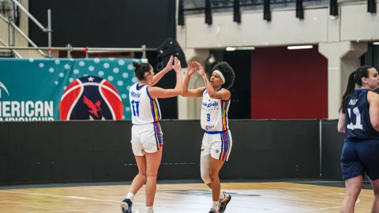 Venezuela superó a Paraguay y es semifinalista del Sudamericano Femenino