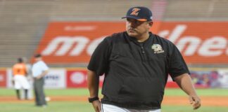 Wilson Álvarez no podrá estar como coach de pitcheo de las Aguilas