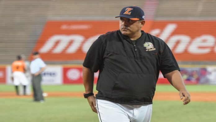 Wilson Álvarez no podrá estar como coach de pitcheo de las Aguilas