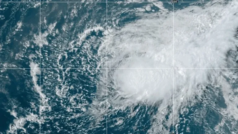 La tormenta Milton generará fuertes precipitaciones en México