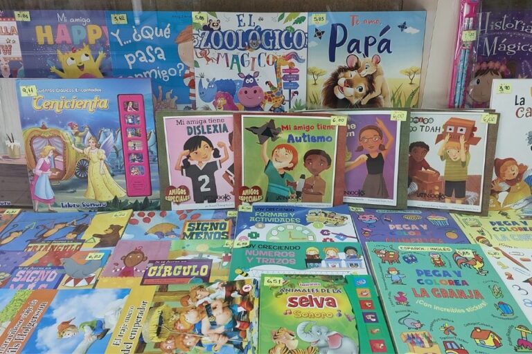 Editoriales se mantienen por la venta de textos escolares de primaria y preescolar
