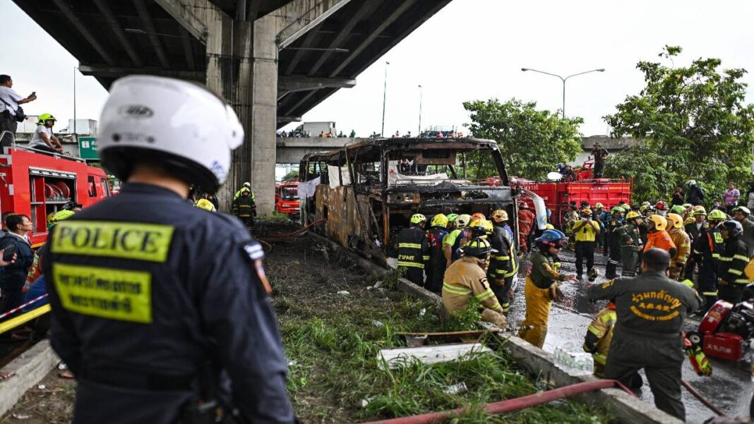 Tailandia revisará unos 13.400 autobuses a gas, como el accidentado con 23 muertos