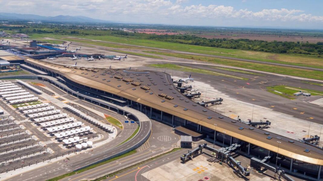 Aeropuerto de Panamá suspende “temporalmente” sus operaciones por 