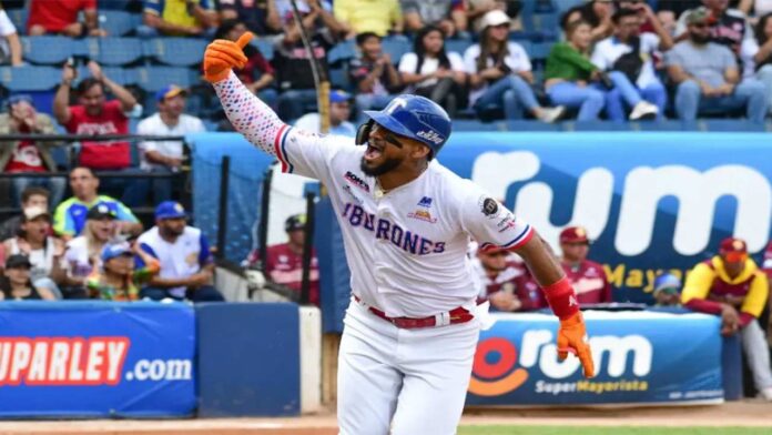 Danry Vásquez llegó vía cambio a Cardenales de Lara