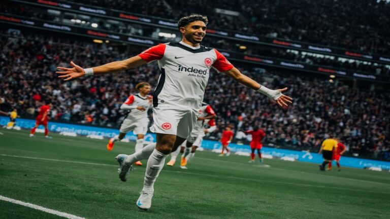 Marmoush frustró al Bayern en el final