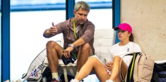 La número uno del tenis mundial femenino, la polaca Iga Świątek, anunció este viernes a través de su cuenta de Instagram el fin de su colaboración con Tomasz Wiktorowski, el entrenador con el que ha conquistado los mayores éxitos de su carrera.