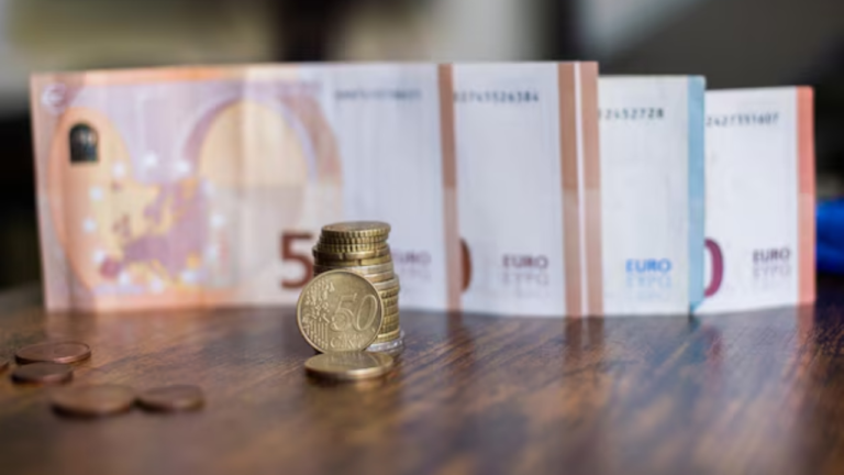 Brent terminó en los $72,56 el barril