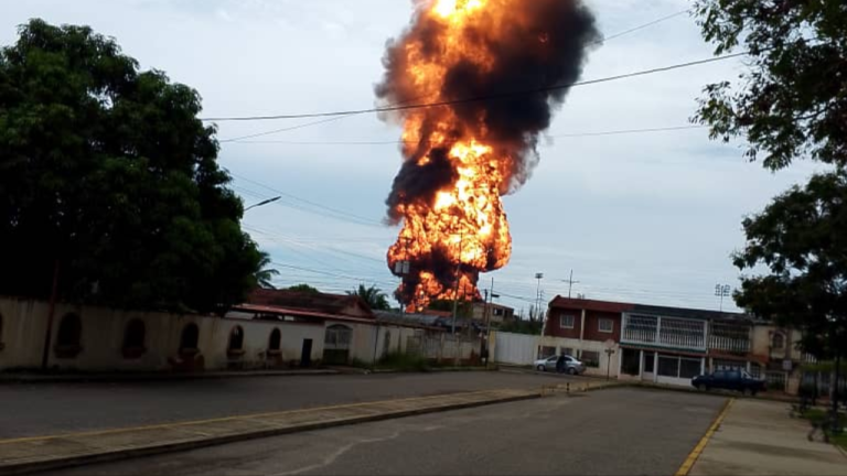 Varios heridos deja explosión en tanque de Pdvsa en Cabimas