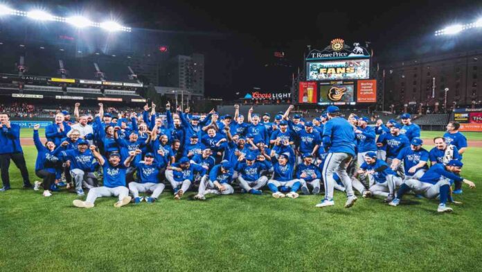 Kansas City alcanzó la Serie Divisional y se cita con los Yankees