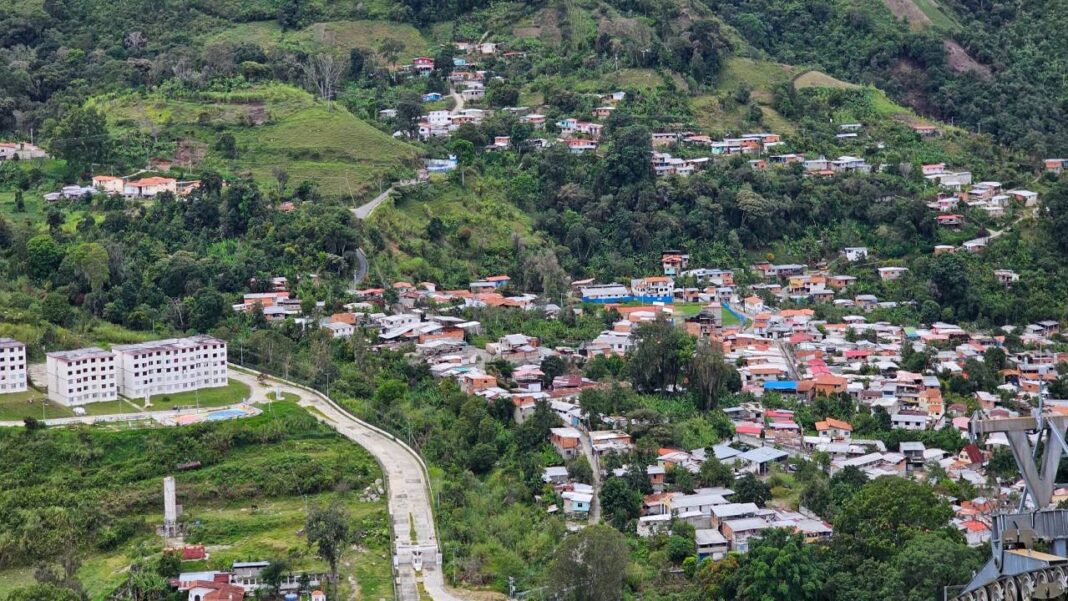 Habitantes del municipio Libertador en Mérida piden atender la vialidad de la Cuenca del Chama