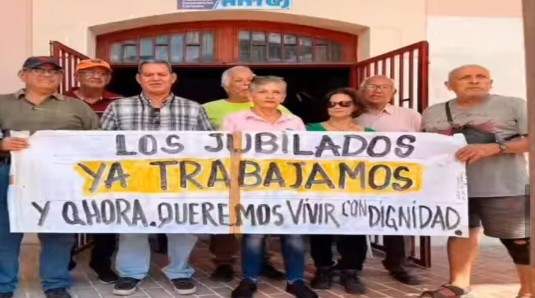 Jubilados y pensionados de Aragua rechazan posible reincorporación a las aulas de clases