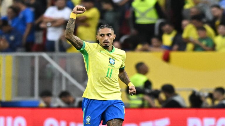 Brasil recuperó la memoria goleadora frente a Perú para acomodarse en la tabla