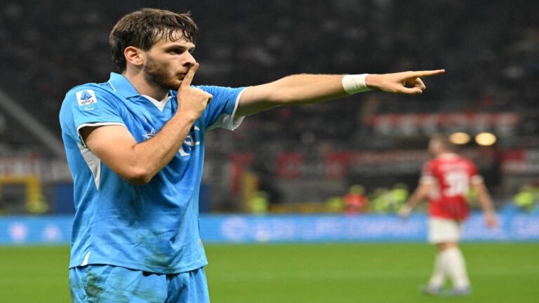 Nápoli domó al Milan y vuelve a soñar con el ‘Scudetto’