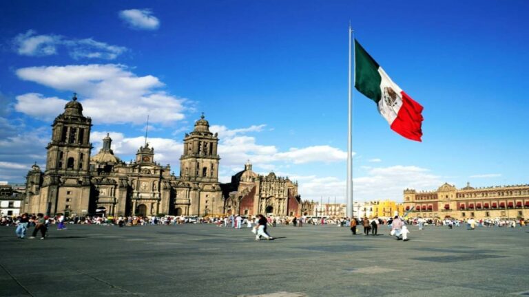 Sheinbaum afirma que «no hay nada» sobre los aranceles de Trump y que México está «fuerte»