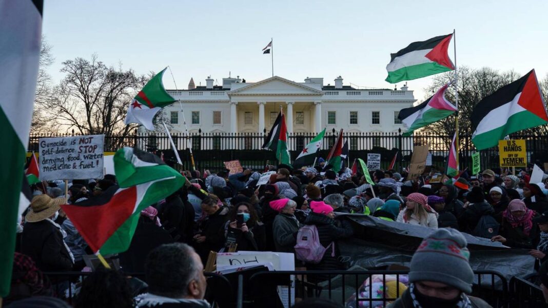 Protestan frente a la Casa Blanca contra la 