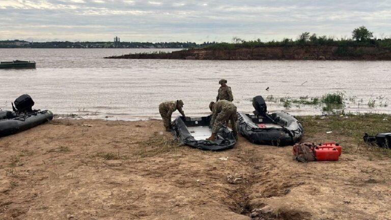 Ejército argentino busca a sargento desaparecido en Río Paraná durante ejercicio militar