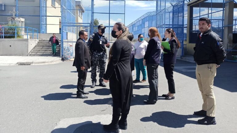 Asesinan al subjefe de agentes penitenciarios de una de las mayores cárceles de Ecuador