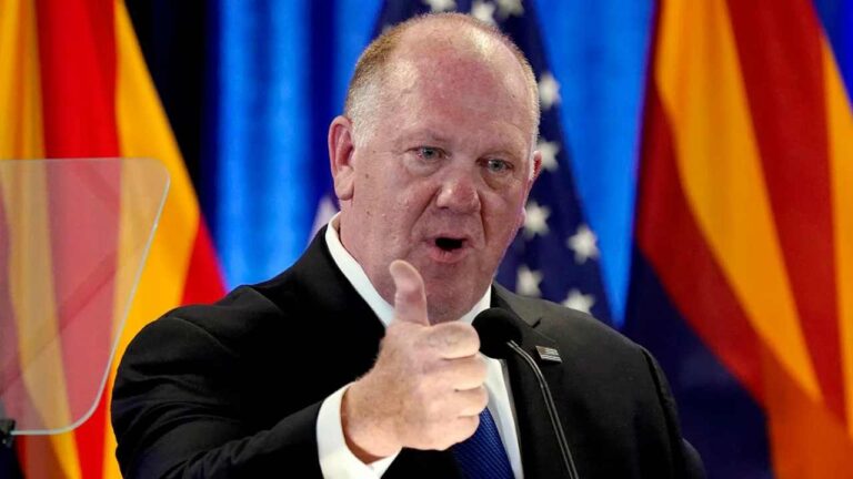 El ‘zar de la frontera’ de Trump anuncia que restituirá la detención de familias migrantes