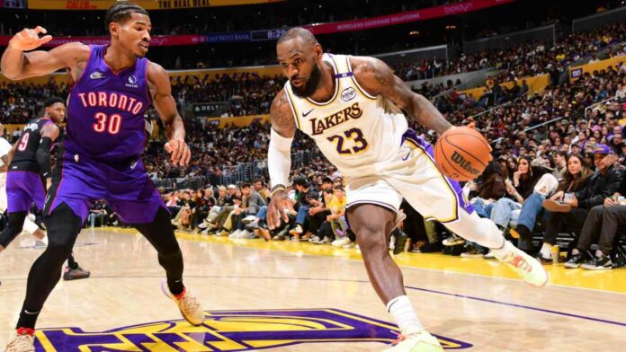 LeBron rescató a los Lakers que esperan el estado de Anthony Davis