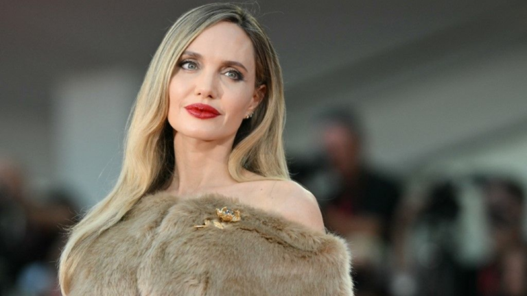 Angelina Jolie protagonizará la película «Stitches» de Alice Winocour