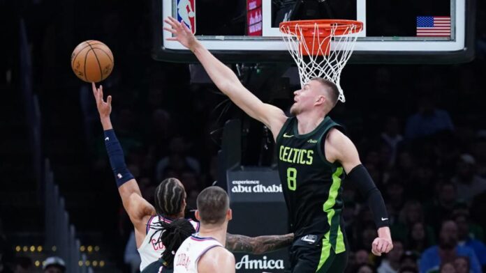 Los Celtics aplastaron a los Clippers en el regreso de Porzingis