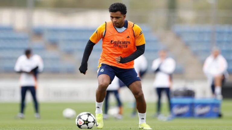 Rodrygo ya entrena con el grupo previo a recibir al Milan en la Champions