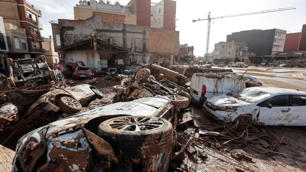 Localizan en Catarroja un nuevo cadáver arrastrado por la dana, lo que eleva a 218 las víctimas mortales