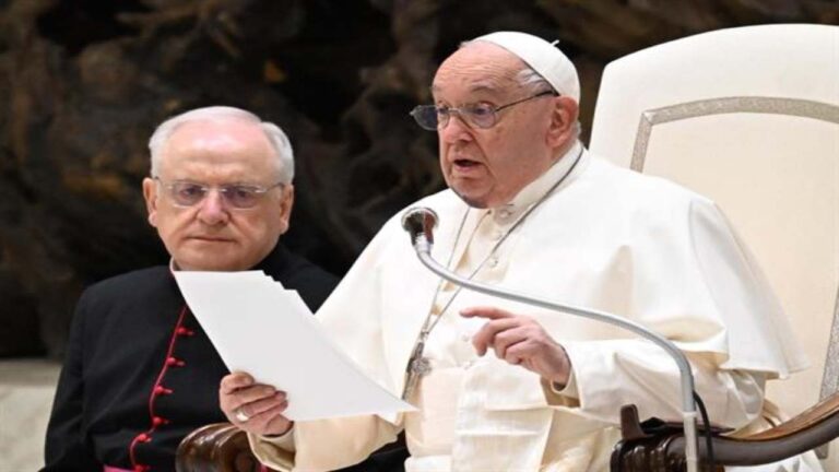 Papa espera solución política en Siria que promueva la estabilidad y la unidad