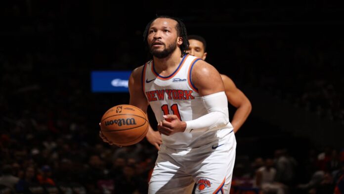 Brunson dio un recital para mantener la racha de los Knicks