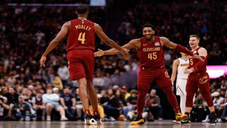 Los Cavaliers cobraron a domicilio en casa de Denver