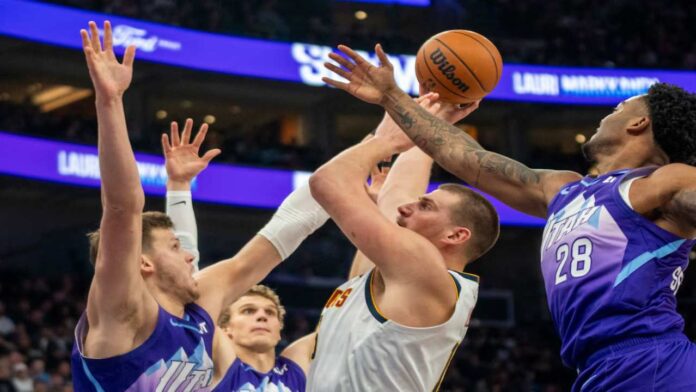 Jokic cargó con la ofensiva de los Nuggets para evitar la derrota ante el Jazz