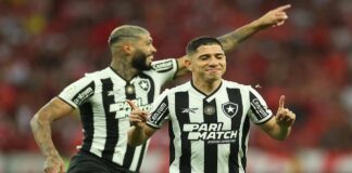 Savarino anotó un golazo y dejó a Botafogo a un paso del título