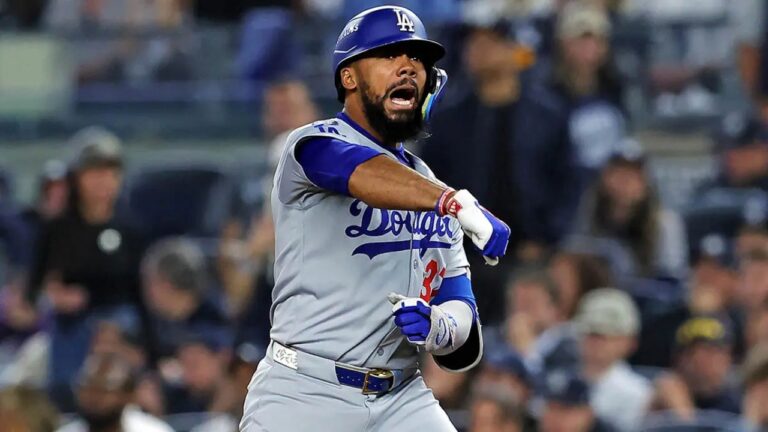 Dodgers y Teoscar Hernández llegaron a un acuerdo por tres años