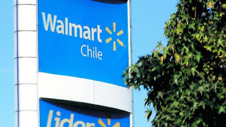 Estadounidense Walmart anuncia inversión de 1.300 millones de dólares en Chile hasta 2029