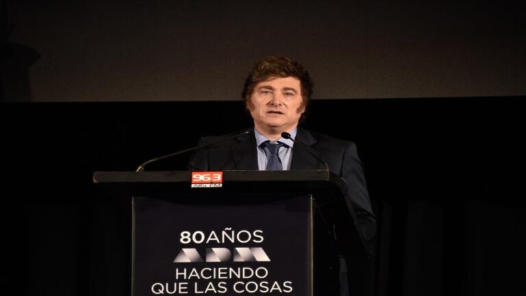 Milei anuncia una bajada del 90% de los impuestos en su discurso a la nación