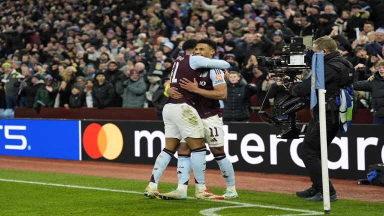 Aston Villa se metió entre los mejores equipos de la fase liga de Champions