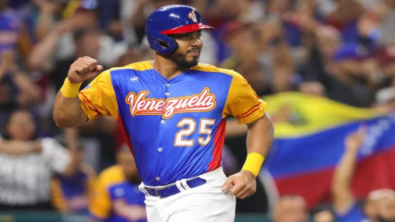 Anthony Santander se muda a Toronto por cinco temporadas