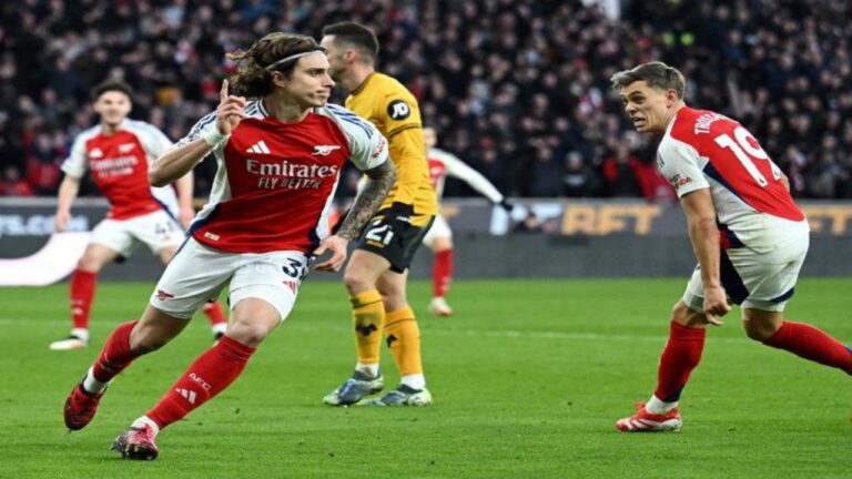 Los cañones del Arsenal acabaron con los lobos