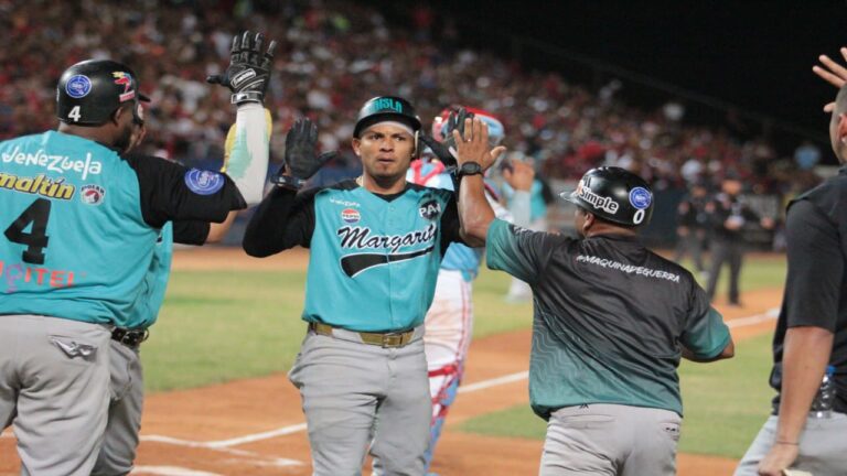 Bravos inició su travesía por la final con el pie derecho