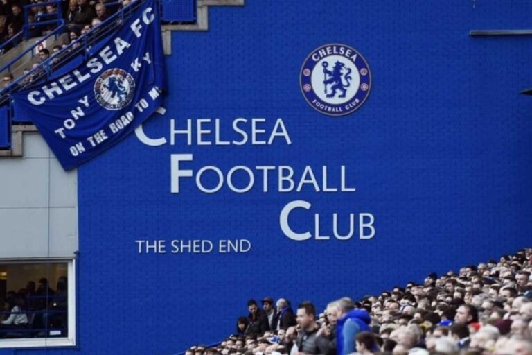 Chelsea planea solucionar sus problemas con la Premier mediante un acuerdo económico