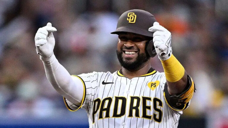 Elías Díaz firmó con Padres de San Diego por un año