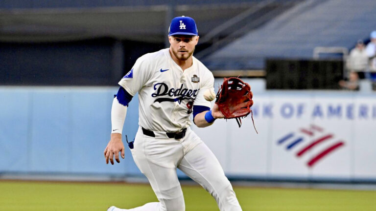Gavin Lux deja Dodgers y es nuevo jugador de Rojos