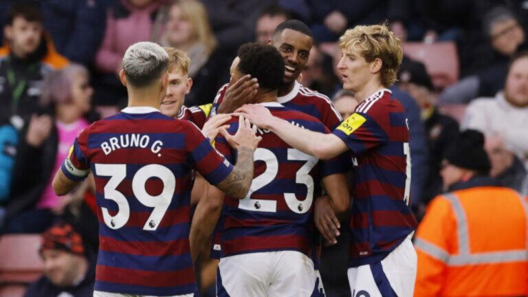 Newcastle sueña con la Champions con Isak como su líder